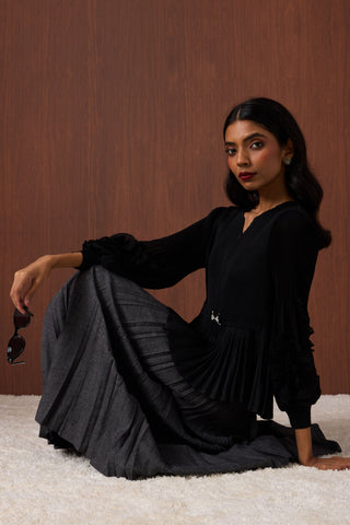 Emery Ruffle Top - Black