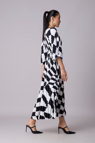 Ariel Maxi Dress - Black & White