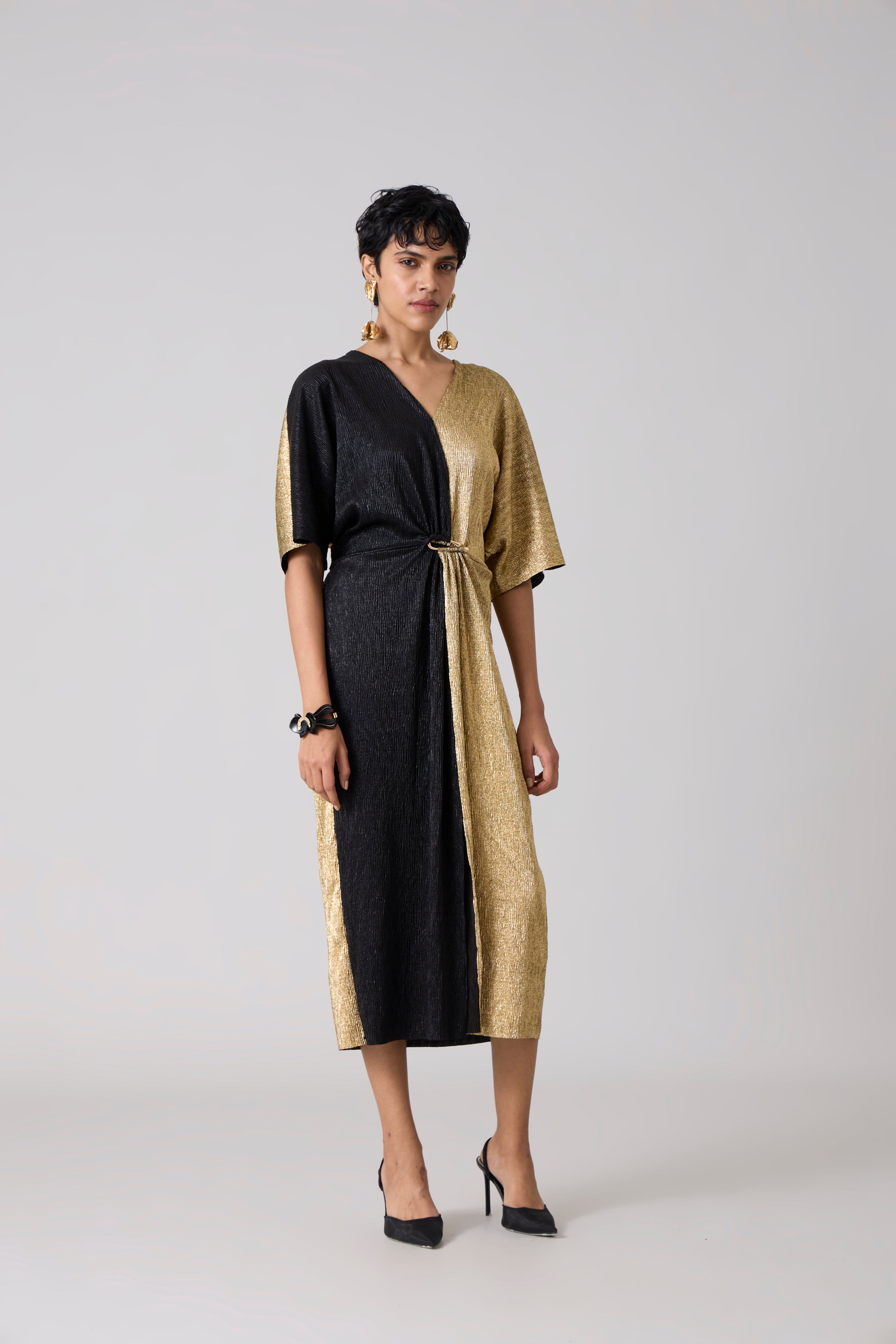 Cecil Midi Textured Metallic Dress - Gold & Black Cecil Midi Textured Metallic Dress - Gold & Black