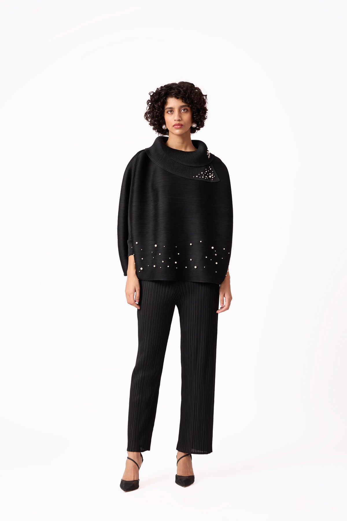 Sloane Pearled Batwing Set - Black