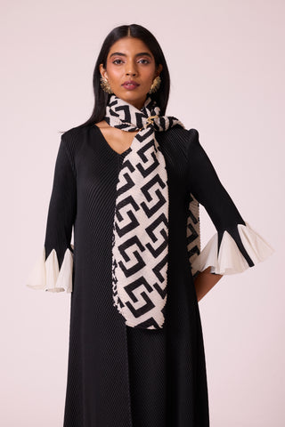 Printed Scarf - Sand & Black