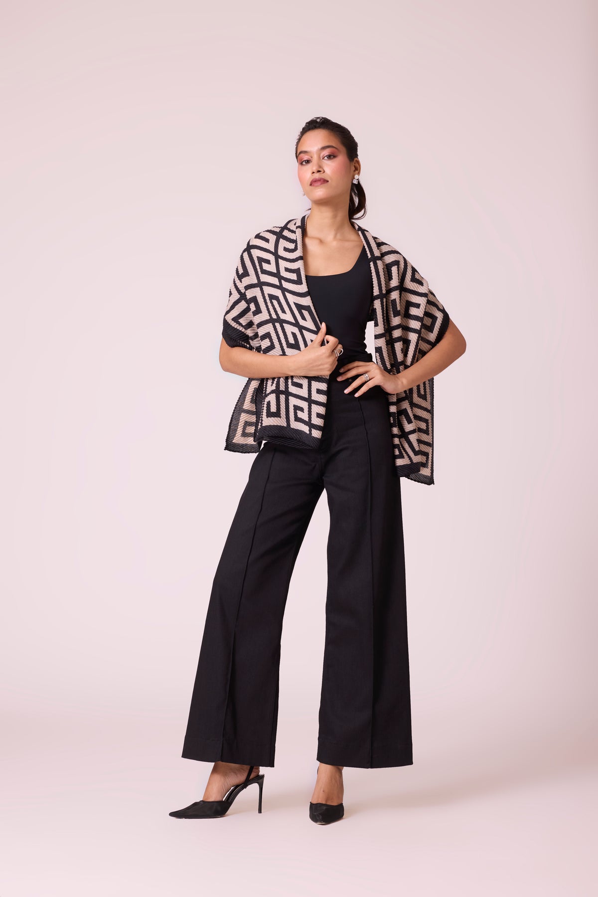 Printed Scarf - Beige & Black